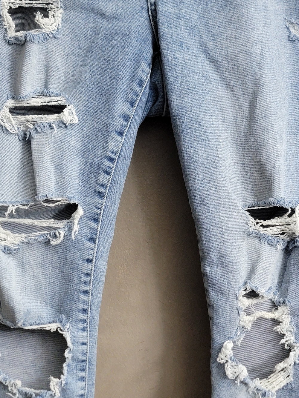 H&M Light Blue Ripped Skinny Jeans - Picture 5 of 7